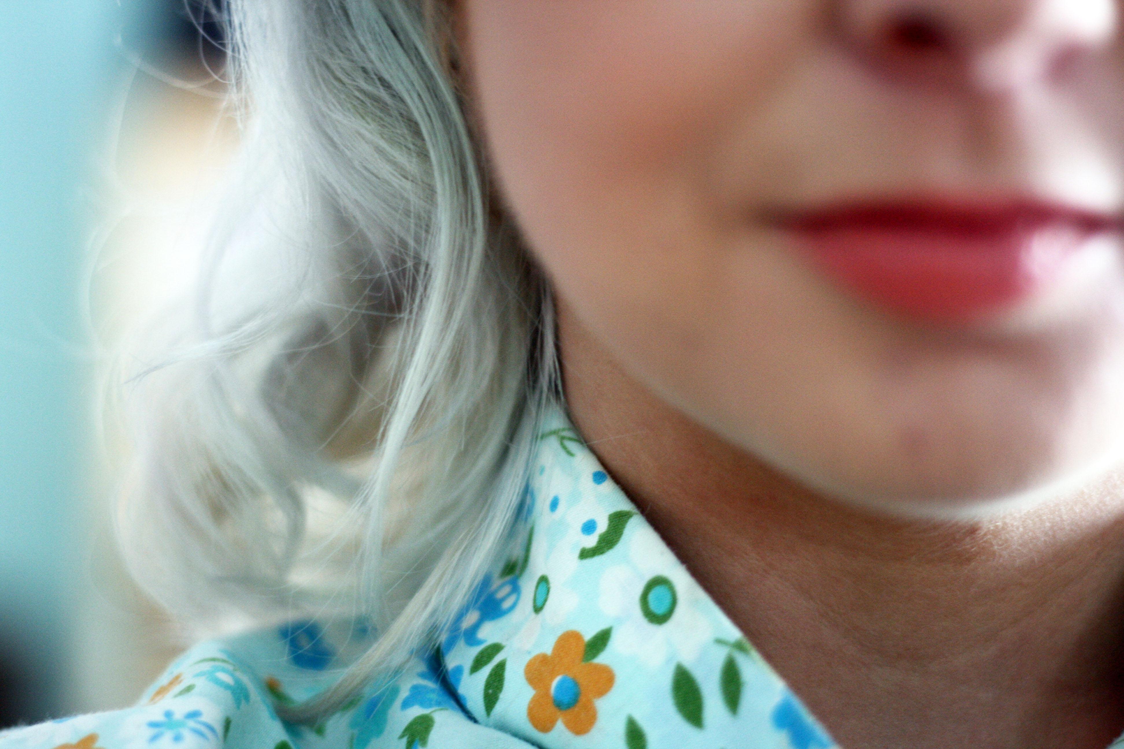 Balancing Personal Identity: The Emotional Journey ⁣of Grey Hair