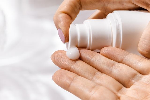 Choosing ‌the Perfect Sunscreen: Key Ingredients for ⁢Oily Skin