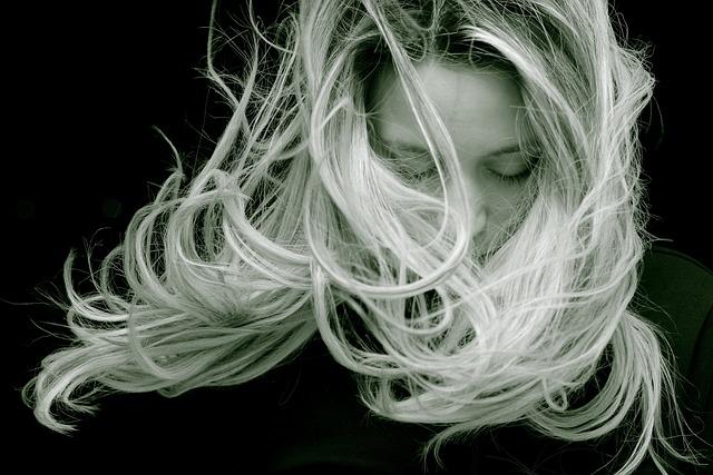 Nourishing Your Strands: Diet and ​Lifestyle Adjustments for Healthy Hair