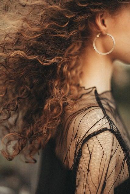 Styling Secrets for Defined and Frizz-Free Curls