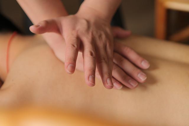 The Benefits of Scalp Massages for Hair Health