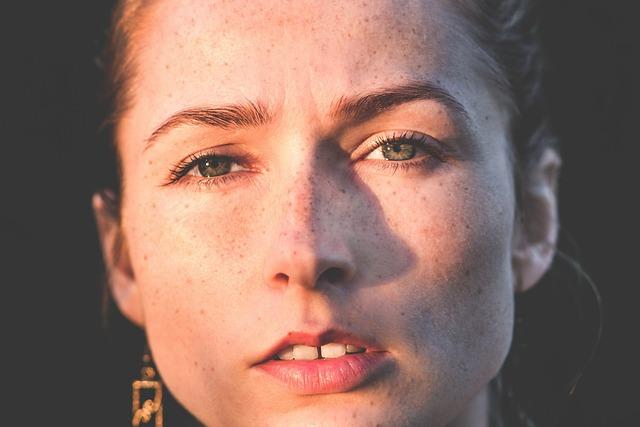 How to protect skin during seasonal changes