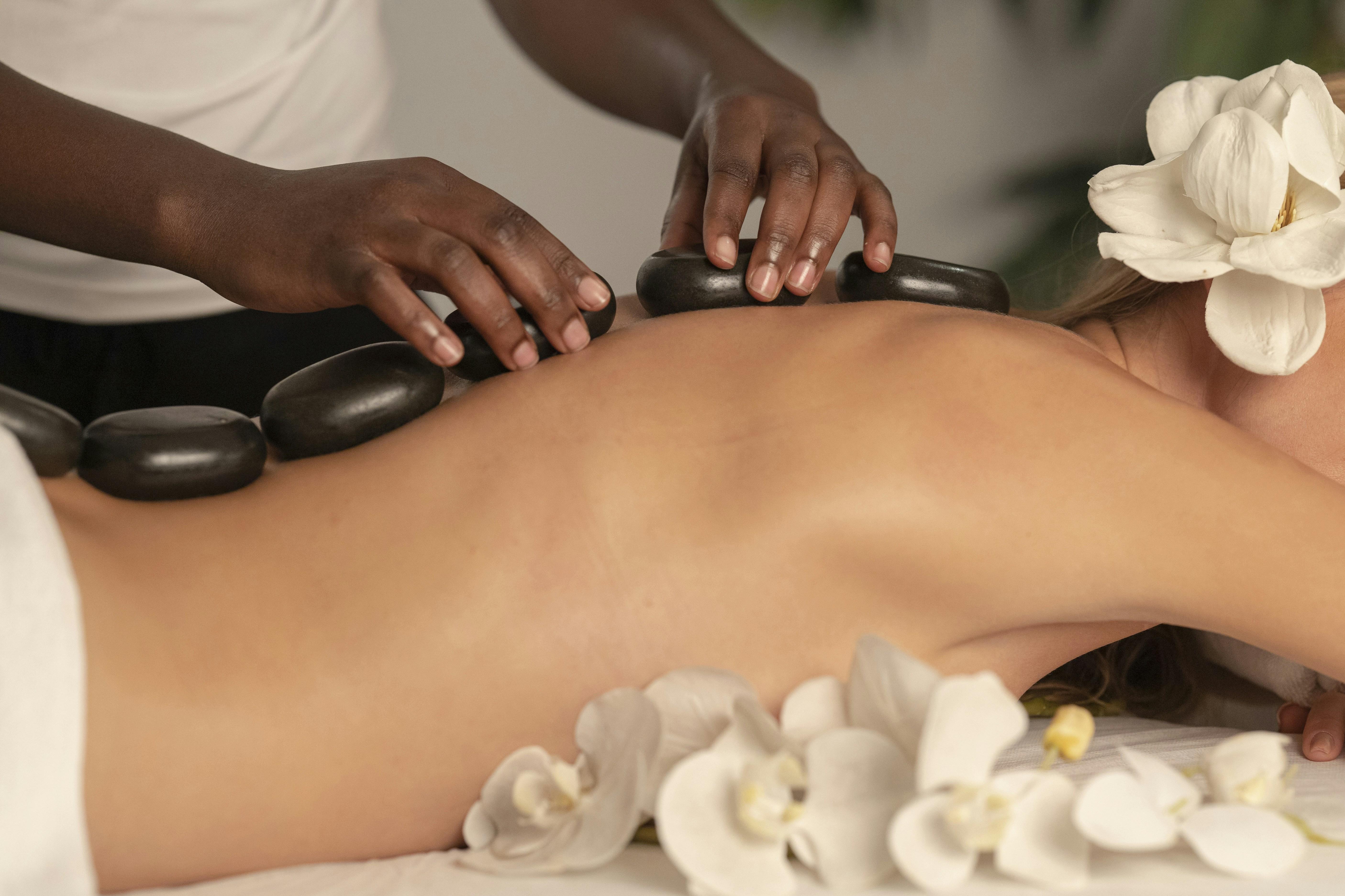 The Benefits of Regular Facial Massages for Skin Health