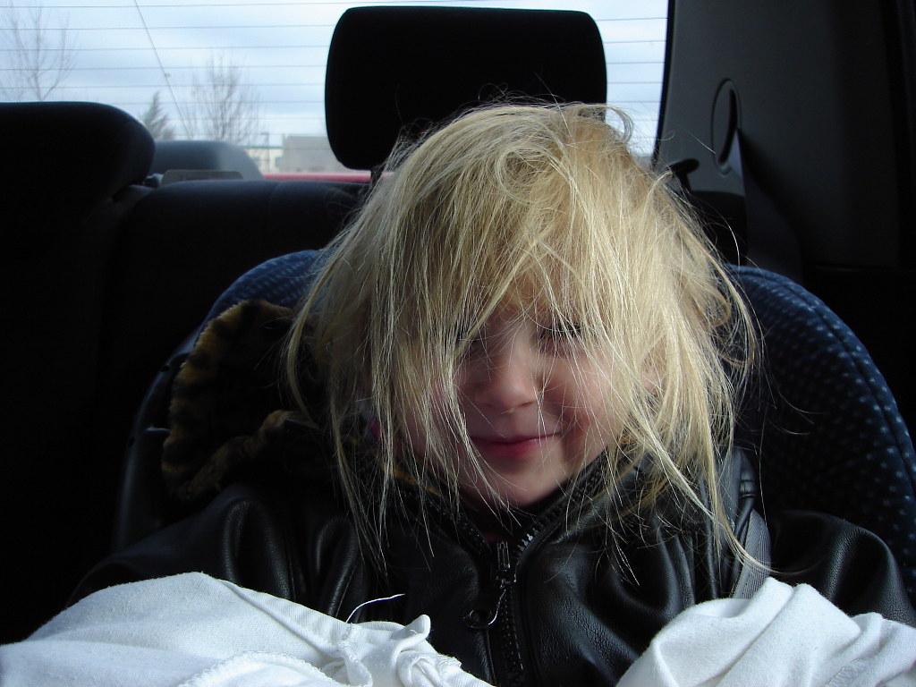 Best solutions for dealing with frizzy hair in humid climates