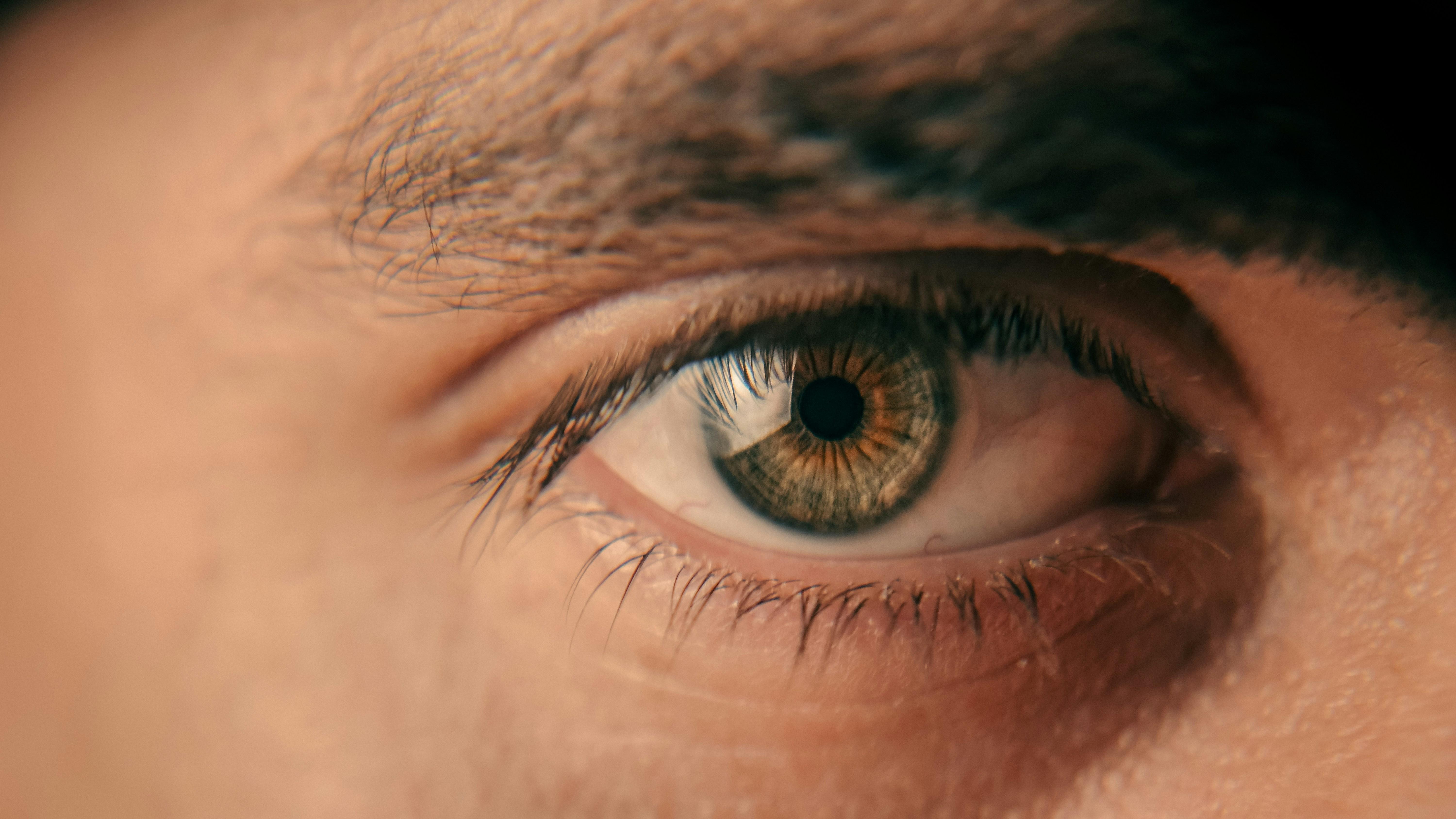 The Best Techniques for Filling in Sparse Eyebrows